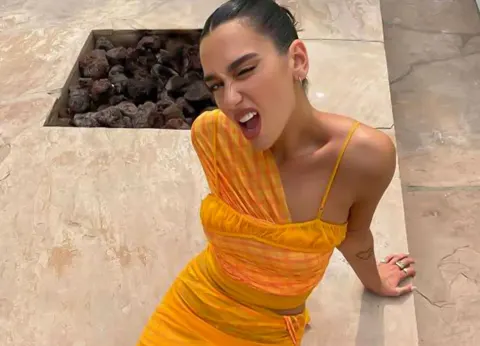 Dua’s Fashionable 26. Birthday Party