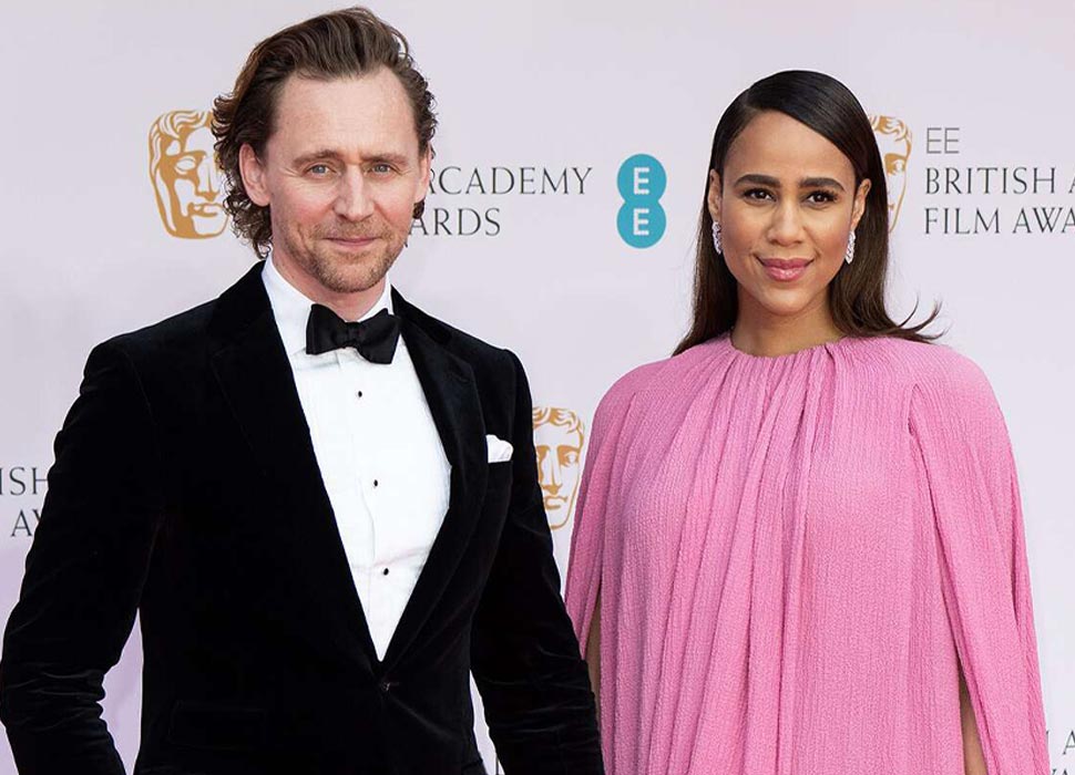 Tom-Hiddleston-and-Zawe-Ashton--Engaged